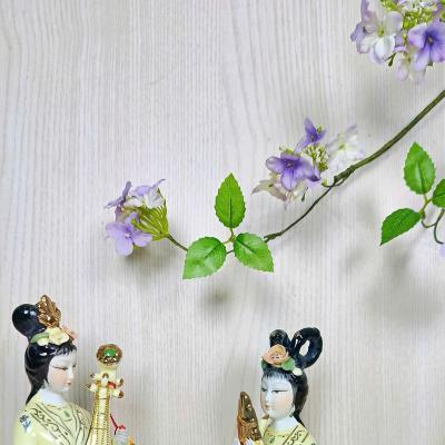TƯỢNG SỨ TỨ CẦM MEN VÀNG